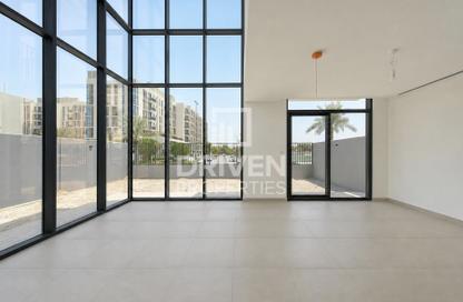 Villa - 4 - 4 for rent in Mudon Al Ranim 5 - Mudon - Dubai