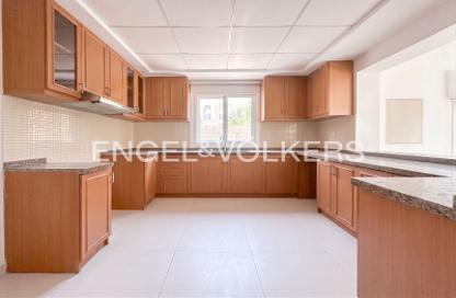 Villa - 4 - 5 for rent in Casa Viva - Serena - Dubai