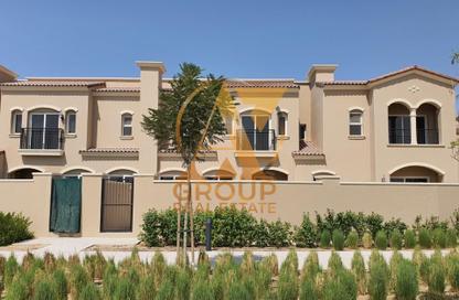 Townhouse - 4 - 3 for sale in Bella Casa - Serena - Dubai