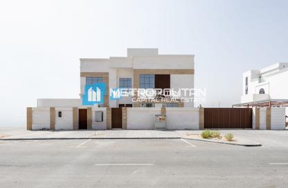 Villa - 6 - 7+ for sale in Fay Alreeman - Al Shamkha - Abu Dhabi
