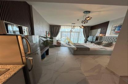 Apartment - Studio - 1 Bathroom for rent in Millennium Binghatti Residences - Business Bay - Dubai