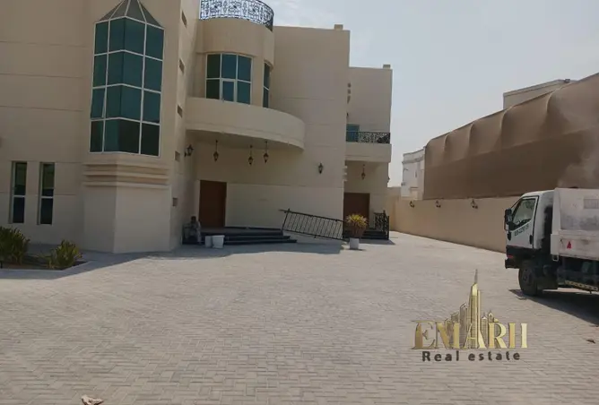 145985824 - Property Image 3