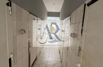 Labor Camp - Studio - 7+ Bathrooms for rent in SG 10 Building - Industrial Area 10 - Sharjah Industrial Area - Sharjah