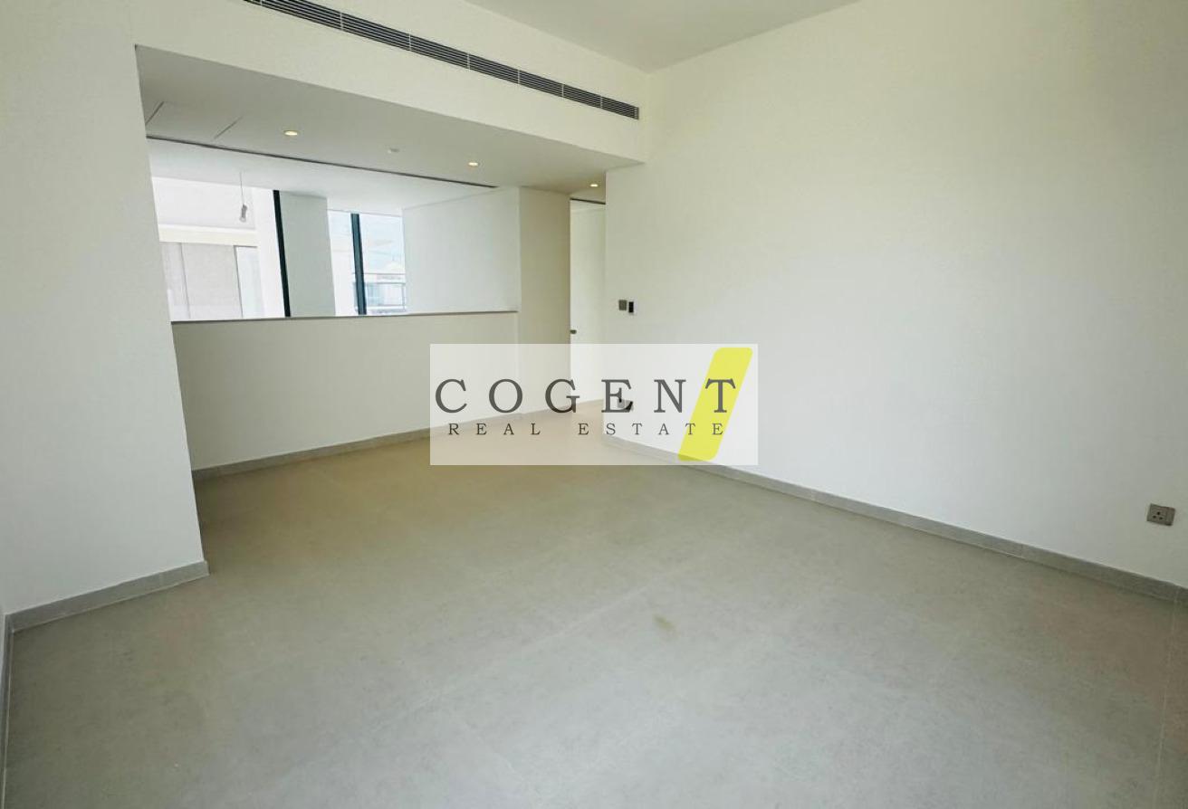 Standalone villa | Huge Plot | On Green Belt photo 27