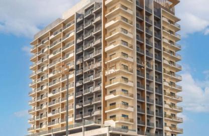 Apartment - Studio - 1 Bathroom for rent in Weybridge Gardens 1 - Weybridge Gardens - Dubai Land Residence Complex - Dubai