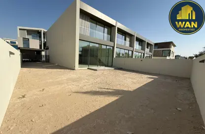 Townhouse - 3 Bedrooms - 4 Bathrooms for rent in Nad Al Sheba Gardens 2 - Nad Al Sheba Gardens - Nad Al Sheba - Dubai
