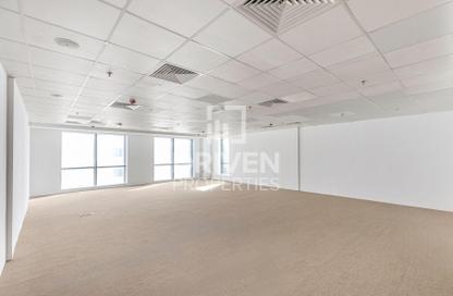 Office Space - Studio for rent in The Regal Tower - Business Bay - Dubai