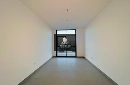 Apartment - 2 Bedrooms - 2 Bathrooms for rent in Al Mamsha - Muwaileh - Sharjah