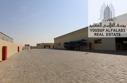 Warehouse - Studio - 2 for rent in Umm Al Thuoob - Umm Al Quwain