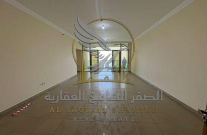 Apartment - 4 Bedrooms - 6 Bathrooms for rent in Al Majaz 3 - Al Majaz - Sharjah Apartment - 4 Bedrooms - 6 Bathrooms for rent in Al Majaz 3 - Al Majaz - Sharjah