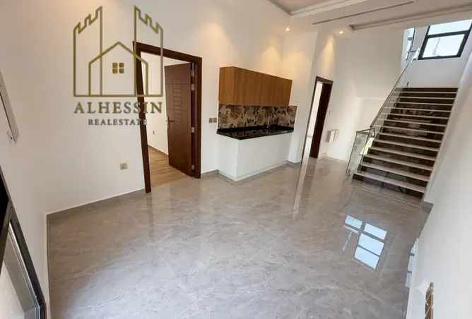 145976582 - Property Image 2