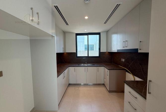 53576557 - Property Image 3