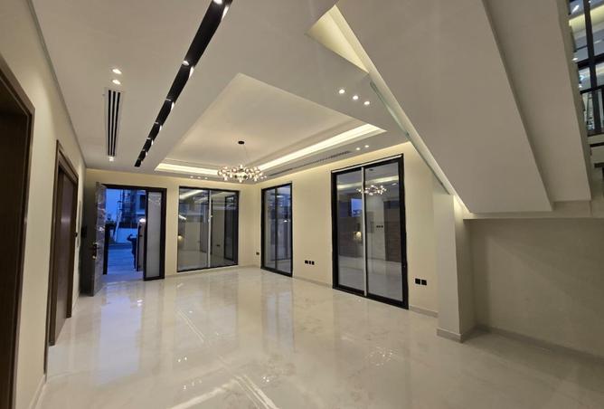 134725695 - Property Image 2
