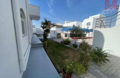Villa - 5 Bedrooms - 6 Bathrooms for rent in Umm Suqeim 1 - Umm Suqeim - Dubai