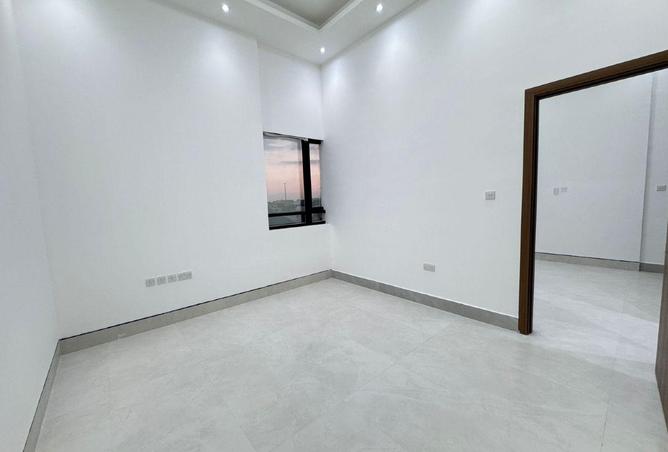 16211035 - صورة العقار 2