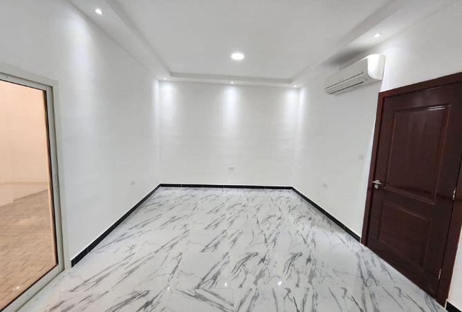 16211035 - Property Image 2