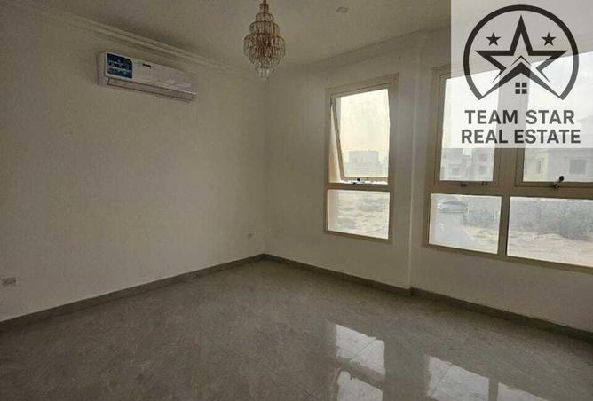 54012359 - Property Image 2