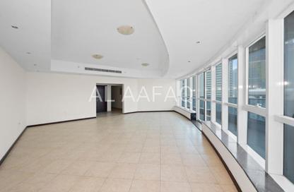 Apartment - 3 Bedrooms - 5 Bathrooms for rent in Al Majaz 1 - Al Majaz - Sharjah Apartment - 3 Bedrooms - 5 Bathrooms for rent in Al Majaz 1 - Al Majaz - Sharjah