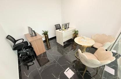 Office Space - Studio - 1 for rent in Fatima Mohammad Ahmad Bin Suleiman Building - Al Raffa - Bur Dubai - Dubai