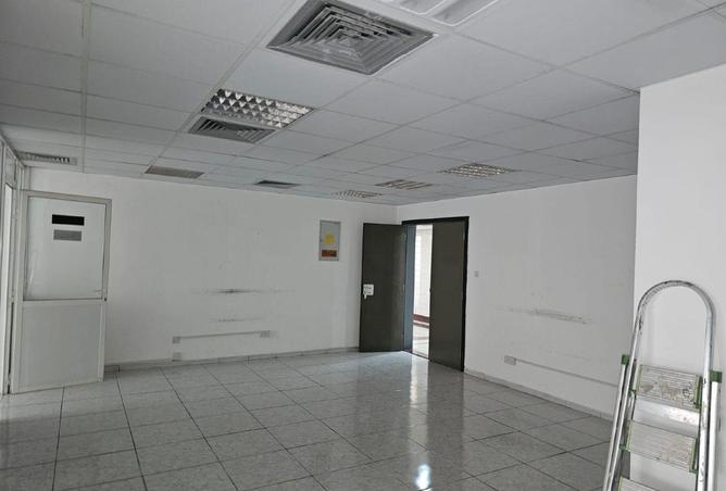 76398874 - Property Main Image