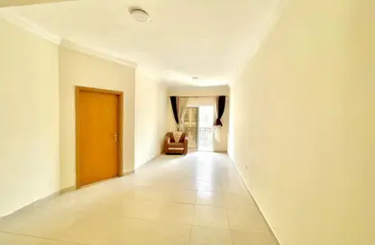 Apartment - 1 Bedroom - 1 Bathroom for rent in Muwailih Building - Muwaileh - Sharjah