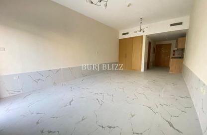 Apartment - Studio - 1 Bathroom for rent in May Residence 3 - May Residence - District 10 - Jumeirah Village Circle - Dubai