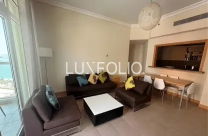 Apartment - 2 Bedrooms - 4 Bathrooms for rent in Al Das - Shoreline Apartments - Palm Jumeirah - Dubai