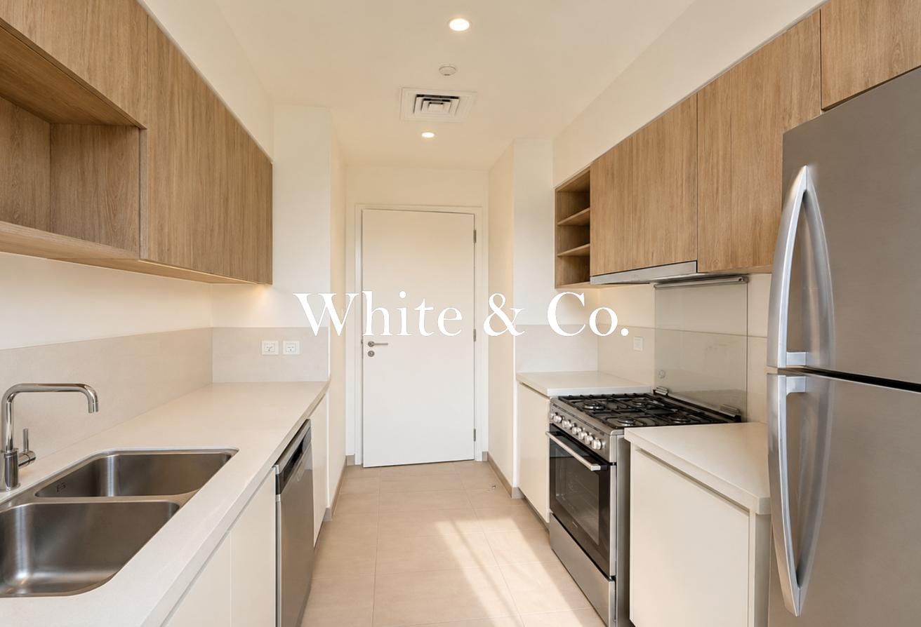 Park View | Closed Kitchen | Unfurnished photo 8