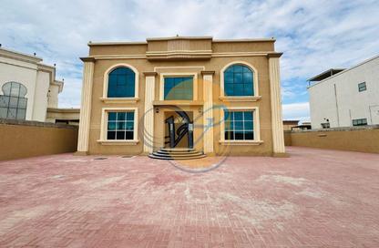 Villa - 4 Bedrooms - 6 Bathrooms for rent in Al Riffa - Ras Al Khaimah
