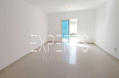 Villa - 3 - 4 for rent in Arabian Style - Al Reef Villas - Al Reef - Abu Dhabi