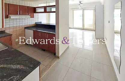 Apartment - 1 Bathroom for rent in Manchester Tower - Dubai Marina - Dubai
