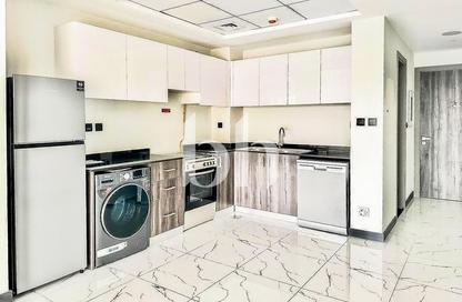 Apartment - 2 Bedrooms - 2 Bathrooms for sale in Rukan Tower B - Rukan Tower - Rukan - Dubai