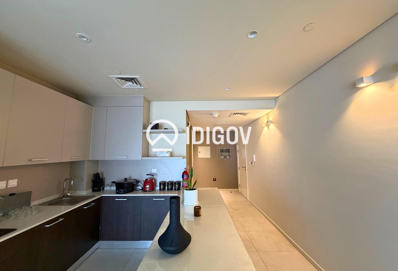 Sophisticated Furnished 1-Bedroom | Corner Unit photo 8