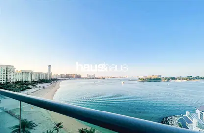 Apartment - 1 Bedroom - 2 Bathrooms for rent in Azure Residences - Palm Jumeirah - Dubai