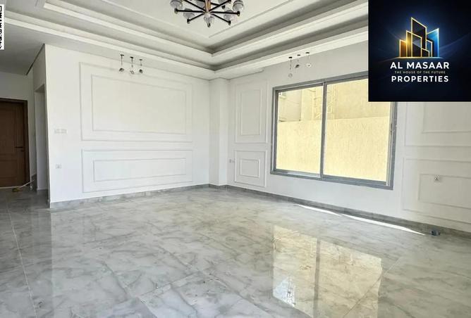 72305035 - Property Image 3