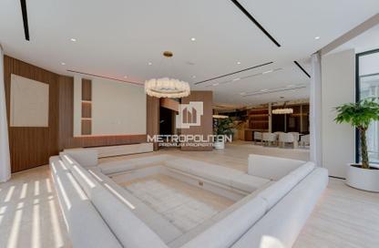Villa - 4 - 6 for sale in Garden Homes Frond F - Garden Homes - Palm Jumeirah - Dubai
