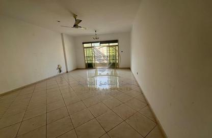 Apartment - 3 - 3 for rent in Al Majaz 3 - Al Majaz - Sharjah Apartment - 3 - 3 for rent in Al Majaz 3 - Al Majaz - Sharjah