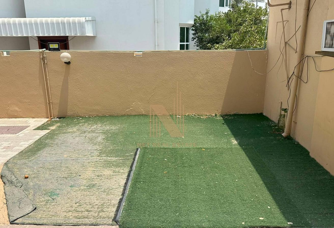 Huge Plot I Prime Location I Available Immediately photo 14