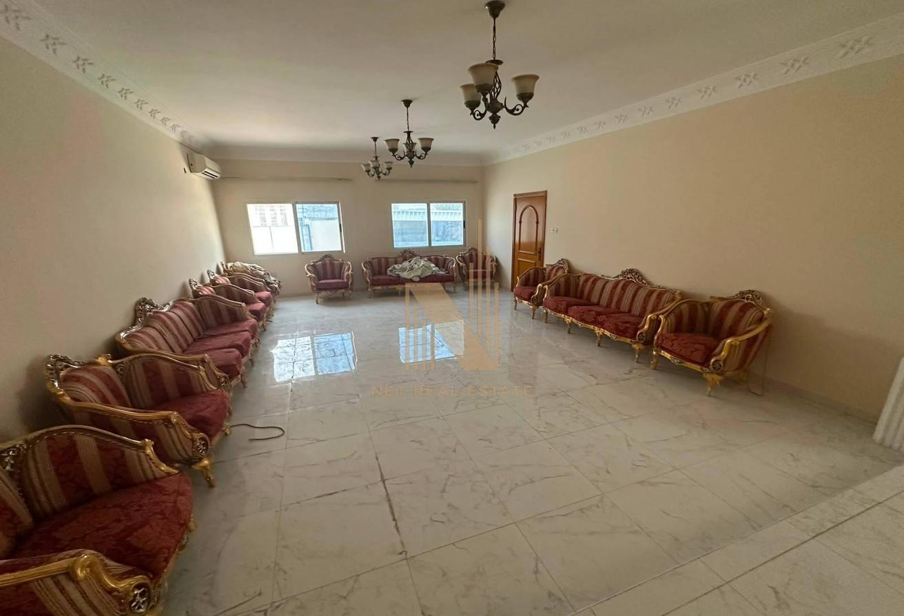 Huge Plot I Prime Location I Available Immediately photo 4