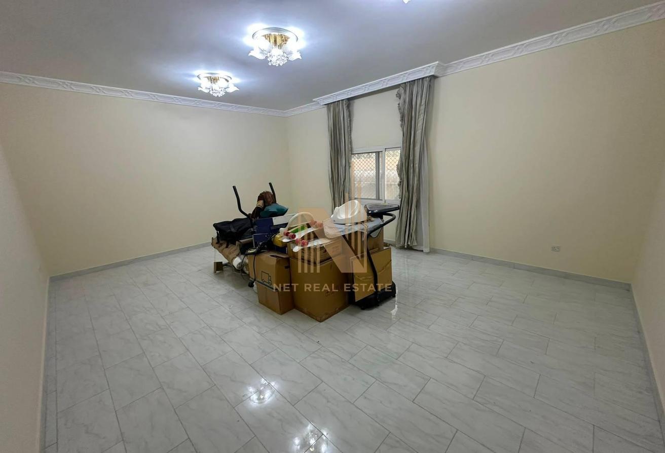 Huge Plot I Prime Location I Available Immediately photo 5