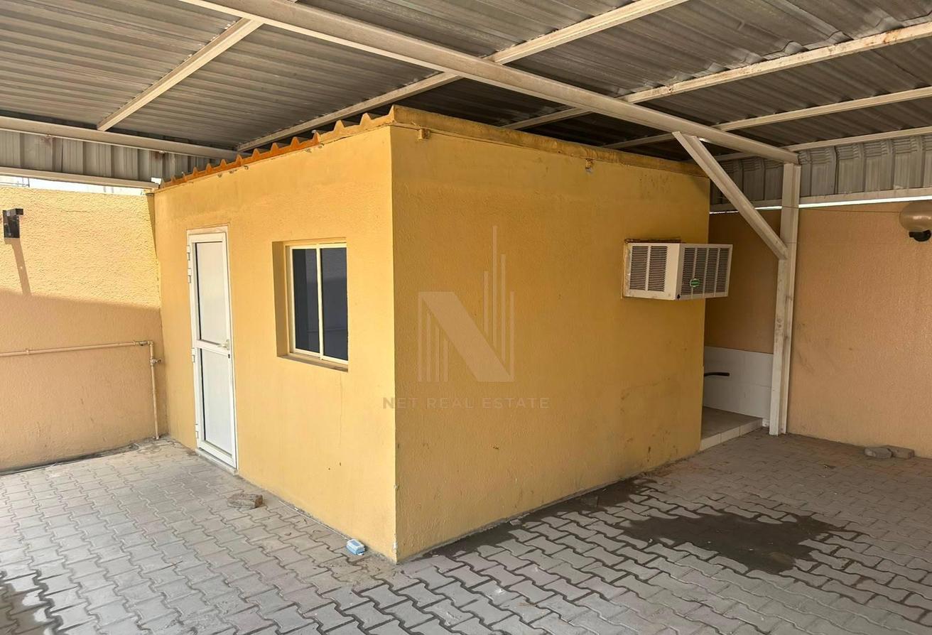 Huge Plot I Prime Location I Available Immediately photo 9