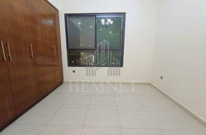 Apartment - 2 - 3 for rent in Yasmeen Building - Al Jaddaf - Dubai Apartment - 2 - 3 for rent in Yasmeen Building - Al Jaddaf - Dubai
