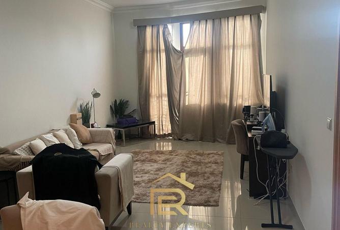 104261312 - Property Main Image