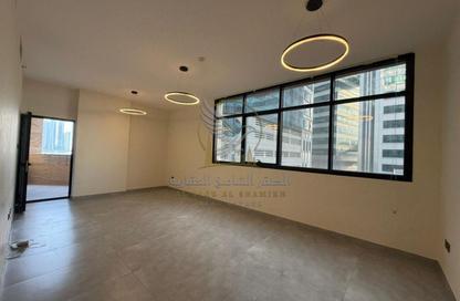Apartment - 2 Bedrooms - 3 Bathrooms for rent in Al Khan 5 building - Al Khan - Sharjah Apartment - 2 Bedrooms - 3 Bathrooms for rent in Al Khan 5 building - Al Khan - Sharjah