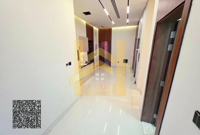 72703930 - Property Image 3