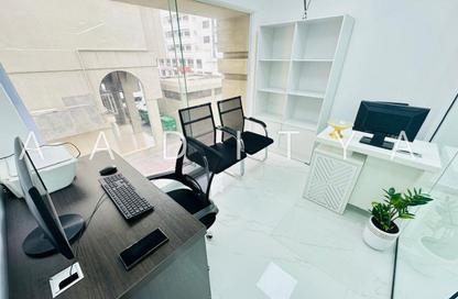 Office Space - Studio - 1 Bathroom for rent in Reem Residency - Al Karama - Dubai