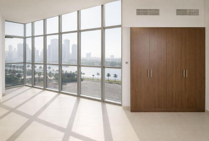 54405518 - Property Image 3