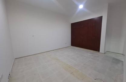 Villa - 4 - 5 for rent in Mohamed Bin Zayed Centre - Mohamed Bin Zayed City - Abu Dhabi Villa - 4 - 5 for rent in Mohamed Bin Zayed Centre - Mohamed Bin Zayed City - Abu Dhabi