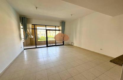 Apartment - 3 Bedrooms - 3 Bathrooms for rent in Al Nakheel 1 - Al Nakheel - Greens - Dubai