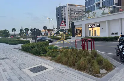 Shop - Studio for rent in Azizi Riviera 41 - AZIZI Riviera - Meydan One - Meydan - Dubai